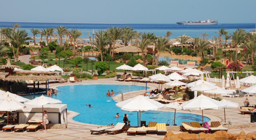 Regency Plaza Aqua Park 3