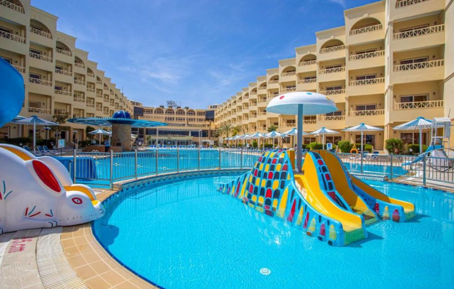 AMC ROYAL HOTEL & SPA