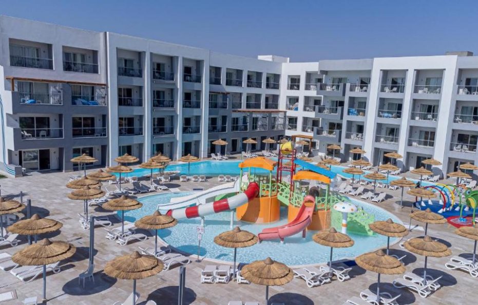 AMWAJ BEACH CLUB RESORT