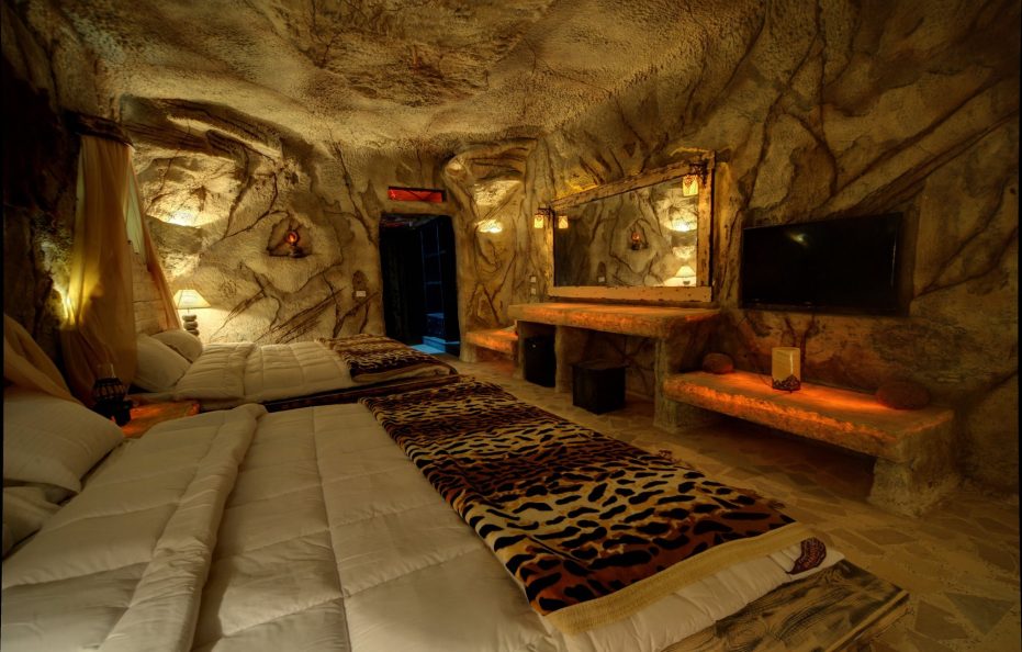 CAVES BEACH RESORT – ADULTS ONLY