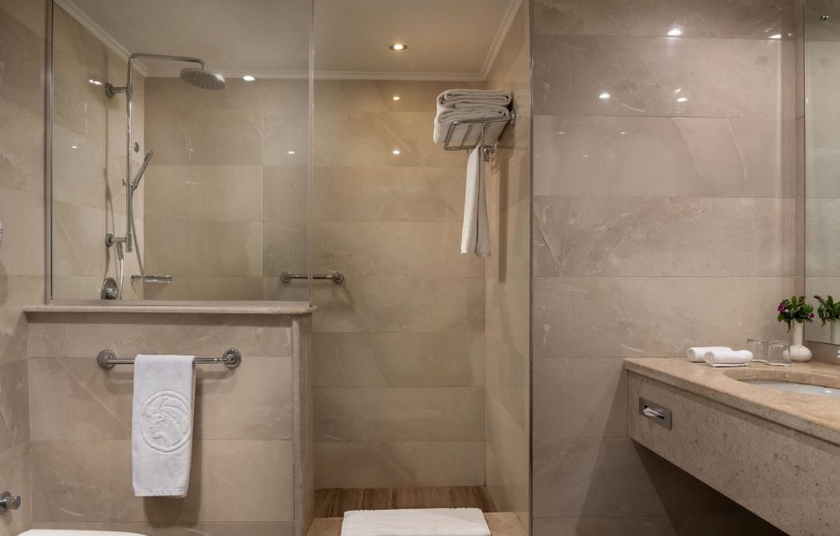 CLEOPATRA LUXURY RESORT MAKADI BAY