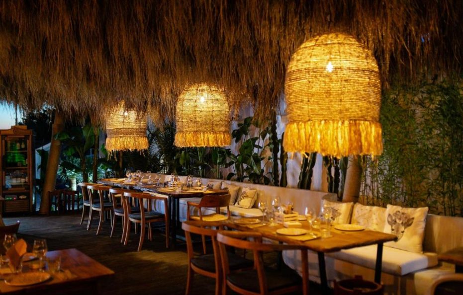 EMPIRE BEACH RESORT