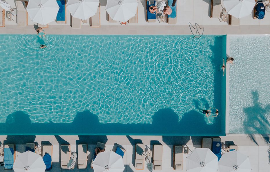 EMPIRE BEACH RESORT