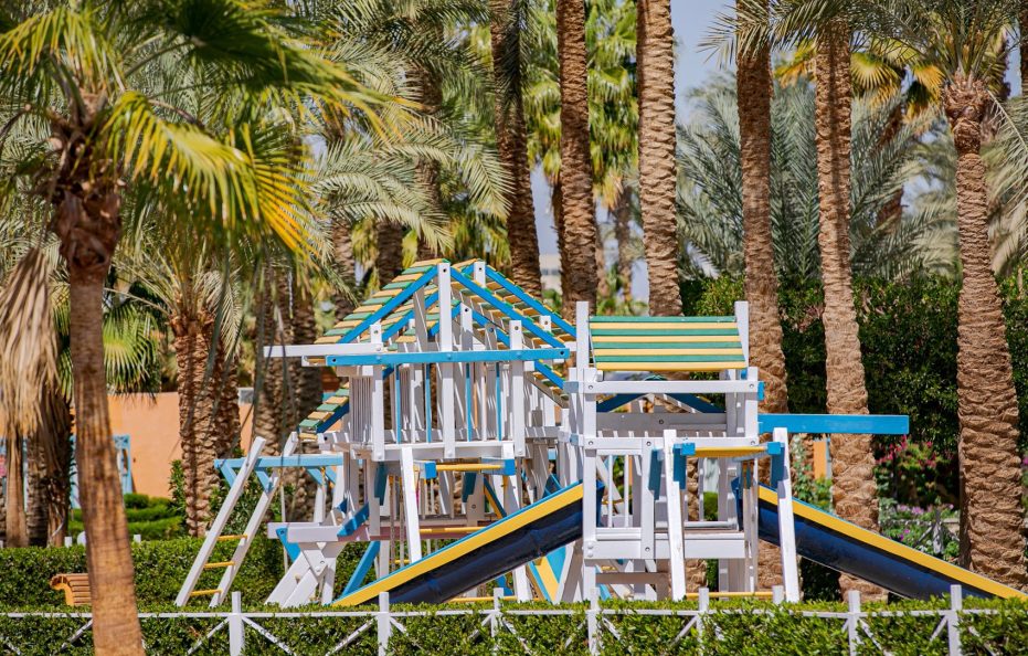GIFTUN AZUR RESORT