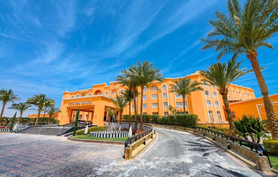 GOLDEN BEACH RESORT