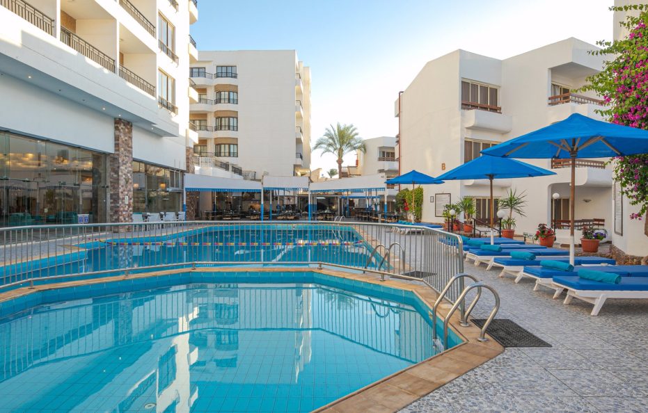MARLIN INN AZUR RESORT