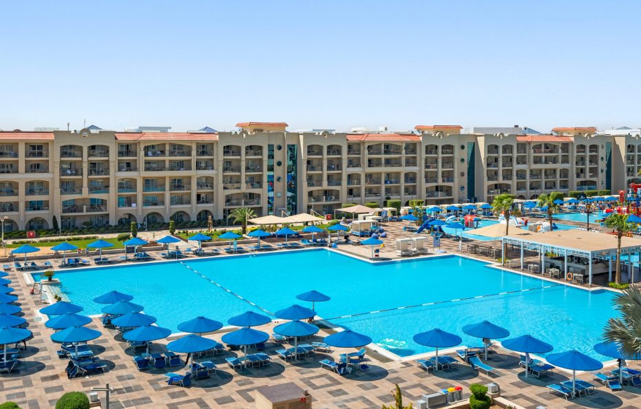 PICKALBATROS WHITE BEACH RESORT