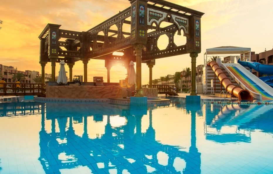 SUNNY DAYS EL PALACIO RESORT
